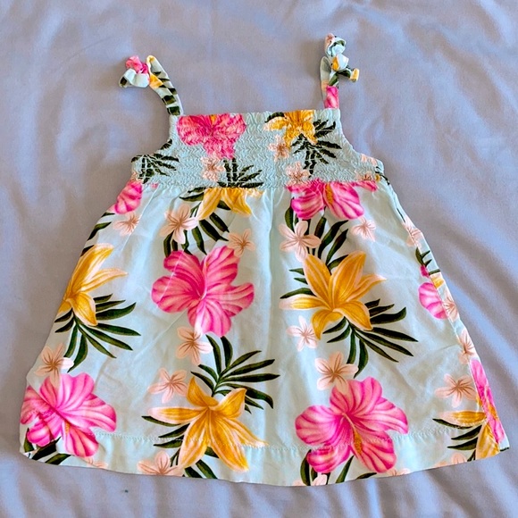 Carter's Other - 🥳HP🥳 Hawaiian style swing tank